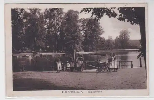 61598 Ak Altenburg S.-A. Inselüberfahrt 1918