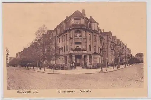 82643 Ak Naumburg a.S. Hallesche Straße Ecke Oststraße um 1930