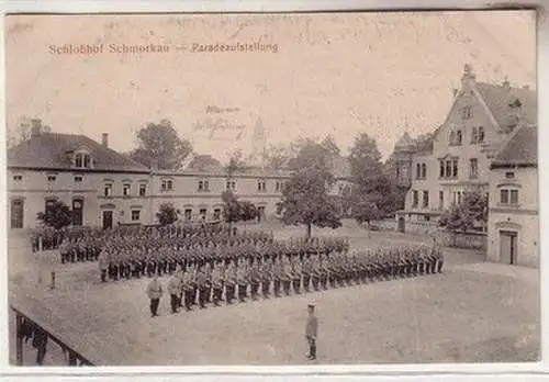 59927 Feldpost Ak Schloßhof Schmorkau Paradeaufstellung 1917