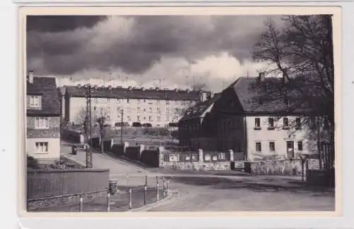 68010 Ak Lauter im Erzgebirge Ernst Schneller Strasse um 1950