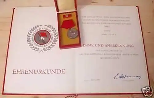 DDR Erinnerungsmedaille Kampfgruppen + Urkunde 1987