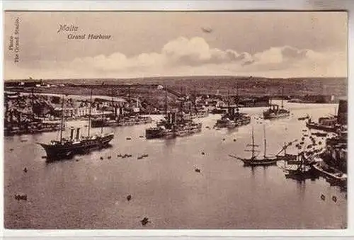 59982 Ak Malta Grand Harbour mit Schiffen um 1910