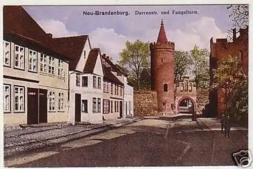 33005 Ak Neu-Brandenburg Darrenstr.& Fangelturm um 1910