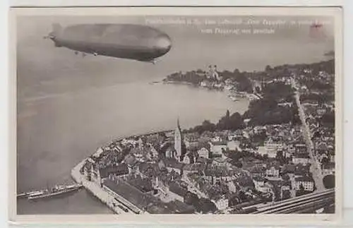 27067 Ak Luftschiff Zeppelin über Friedrichshafen 1933