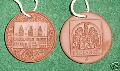 Medaille aus Meißner Porzellan Meißen Weinmotiv