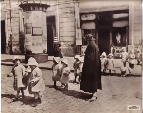 106510 großes Original Propaganda Foto "Waisenkinder aus Warschau" 1. Weltkrieg