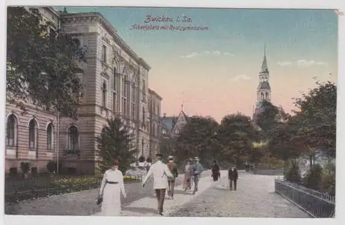 98898 Ak Zwickau in Sachsen Albertplatz mit Realgymnasium 1929