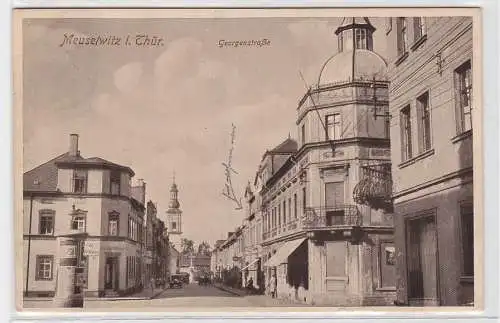 92799 Ak Meuselwitz in Thüringen Georgenstrasse mit Litfassäule 1930