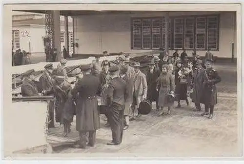 40157 Foto Ak Schiffspassagiere an der Gangway um 1935