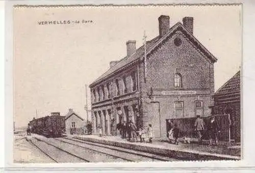 34094 Ak Vermelles France La Gare Bahnhof um 1915