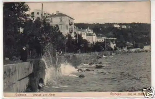 30472 Ak Volosca Italien Strasse am Meer um 1910