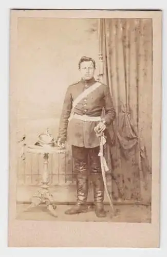 89776 Kabinett Foto Soldat Artillerie mit Pickelhaube und Säbel