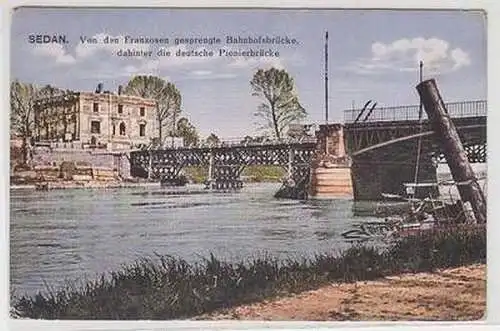 54410 Ak Sedan von den Franzosen gesprengte Bahnhofsbrücke 1917