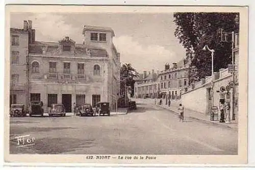 35042 Ak Niort Frankreich la rue de la Poste um 1930