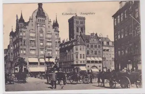 86411 AK Kopenhagen, Amagertor - Stadtansicht mit vielen Pferdekutschen um 1910