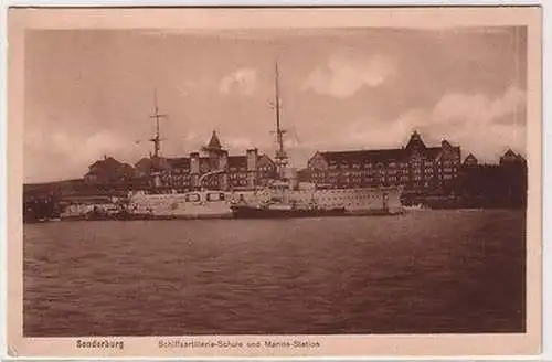 67347 Ak Sonderburg Schiffsartillerie Schule und Marine Station um 1920