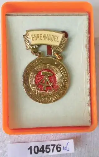 DDR Ehrennadel für Verdienste im sozialistischem Bildungswesen in Gold im Etui