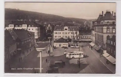 68613 AK Aue in sächsischer Erzgebirge - Marktplatz mit Omnibus und Hotel