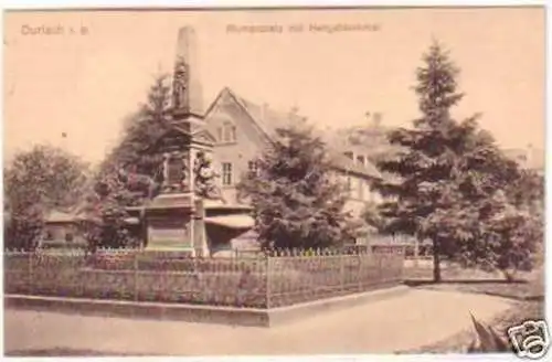 29258 Ak Durlach Blumenplatz mit Hengstdenkmal um 1920