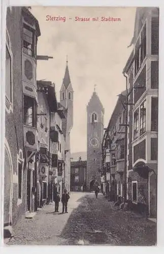 70897 AK Sterzing - Strasse mit Stadtturm um 1920