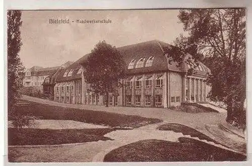 59793 Ak Bielefeld Handwerkerschule um 1930