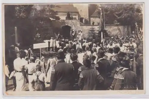 99700 Foto Ak Festveranstaltung an der Kirche in Burkartshain bei Wurzen um 1930