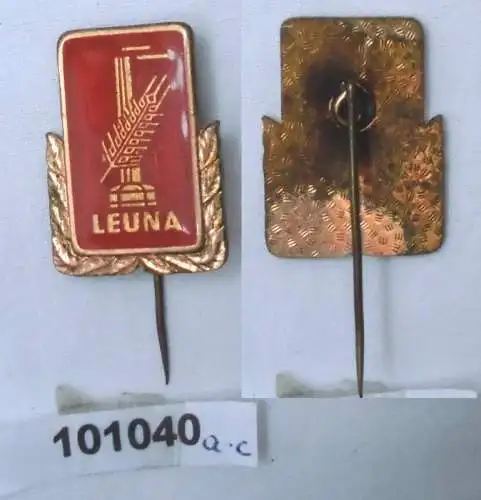 seltenes DDR Abzeichen Ehrennadel Leuna in Bronze im Etui