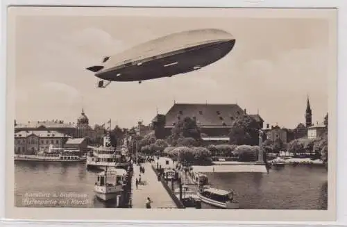 47490 Ak Konstanz am Bodensee Zeppelin über Hafen 1938