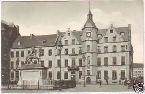 25930 Ak Düsseldorf Rathaus mit Jan Wellem Denkmal 1914