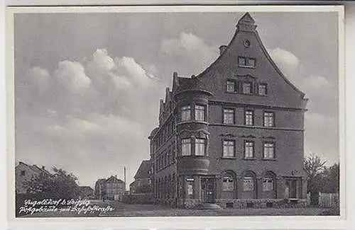 64968 Ak Engelsdorf bei Leipzig Postgebäude mit Bahnhofstraße um 1930