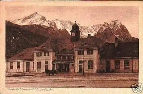 26699 Ak Bahnhof Garmisch-Partenkirchen um 1930