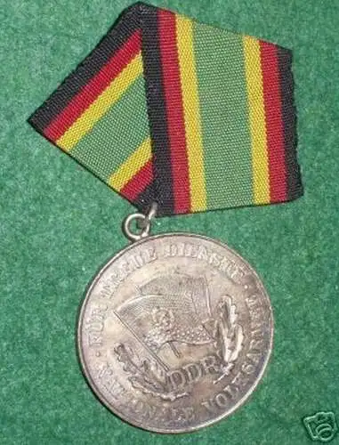 DDR Medaille für treue Dienste NVA 900er Silber