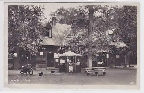 87002 Ak Leipzig Wildpark mit abgestelltem Motorrad 1929