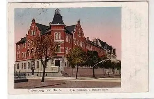 56939 Ak Falkenberg Bez. Halle Ecke Bismarck- und Bahnhofstrasse 1925