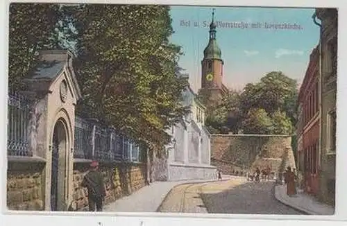 55806 Ak Hof an der Saale Pfarrstraße mit Lorenzkirche 1913