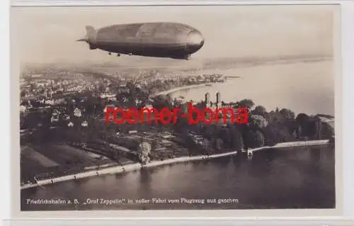 84685 Foto Ak Friedrichshafen a.B. 'Graf Zeppelin' in voller Fahrt um 1930