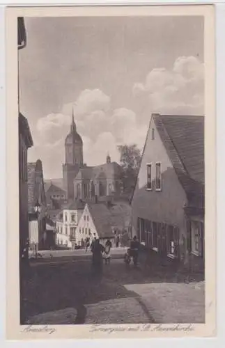 95418 Ak Annaberg-Buchholz im Erzgebirge - Turnergasse mit St. Annenkirche