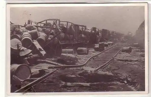 58626 Foto Ak Volltreffer auf Güterzug Russland im Winter 2. Weltkrieg