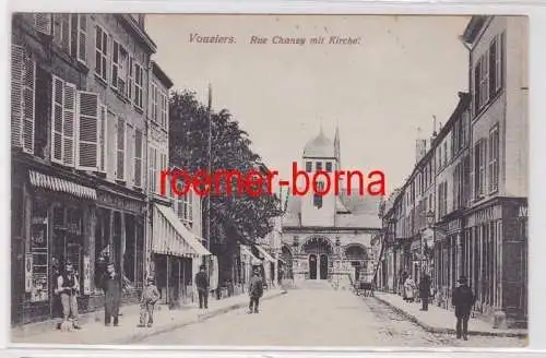 84761 Ak Vouziers Rue Chanzy mit Kirche und Geschäften 1917