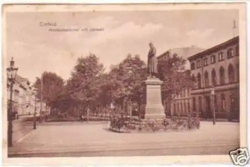 18332 Ak Crefeld Moltkedenkmal mit Ostwall 1918