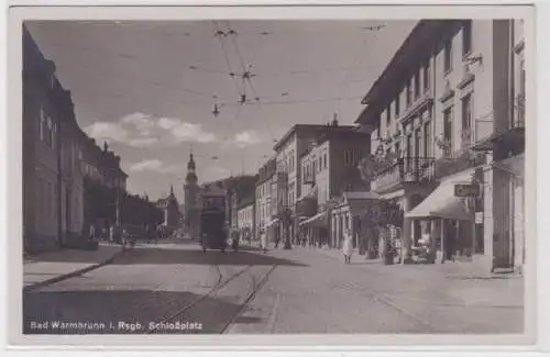 905087 AK Bad Warmbrunn (Cieplice) Riesengebirge - Schloßplatz mit Straßenbahn