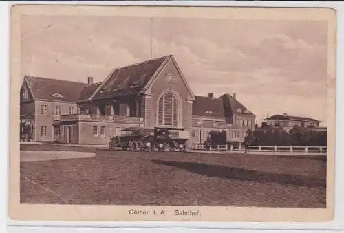 92948 Ak Cöthen in Anhalt Autos vorm Bahnhof 1937