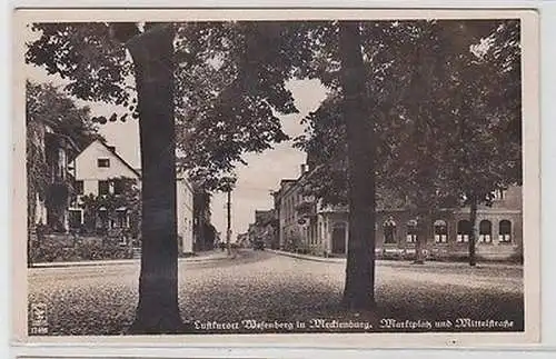 65615 Ak Wesenberg in Mecklenburg Marktplatz und Mittelstraße 1939