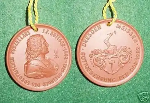 DDR Meißner Porzellan Medaille Böttgerehrung 1982