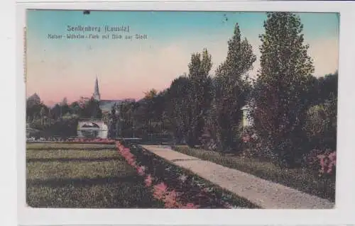 904618 Ak Senftenberg Lausitz Kaiser Wilhelm Park mit Blick zur Stadt 1919