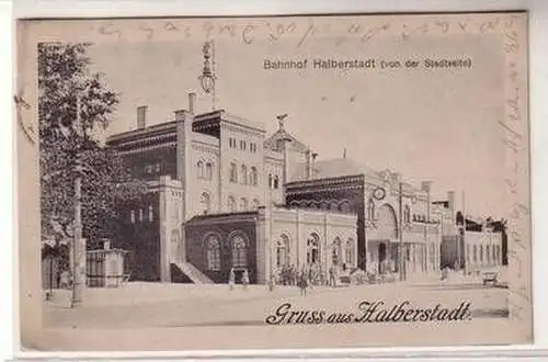 56472 Ak Gruß aus Halberstadt Bahnhof (von der Stadtseite) 1919