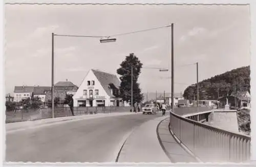 95335 Ak Neheim Hüsten Ruhrbrücke um 1950