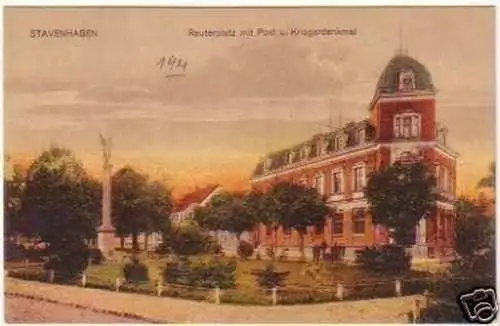28775 Ak Stavenhagen Reuterplatz Post & Kriegerdenkmal