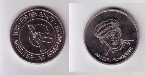 DDR Medaille für den Schutz der Arbeiter und Bauern Macht Walter Schneider