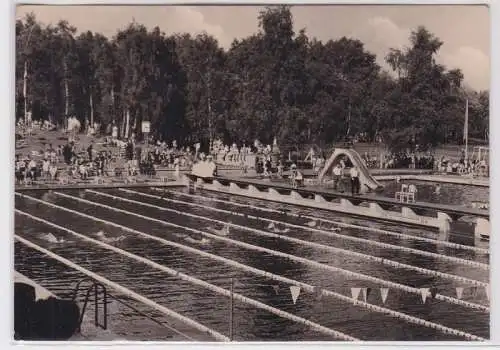 91864 AK Lutherstadt Wittenberg-Piesteritz - Schwimmbad im Volkspark (NAW erbaut